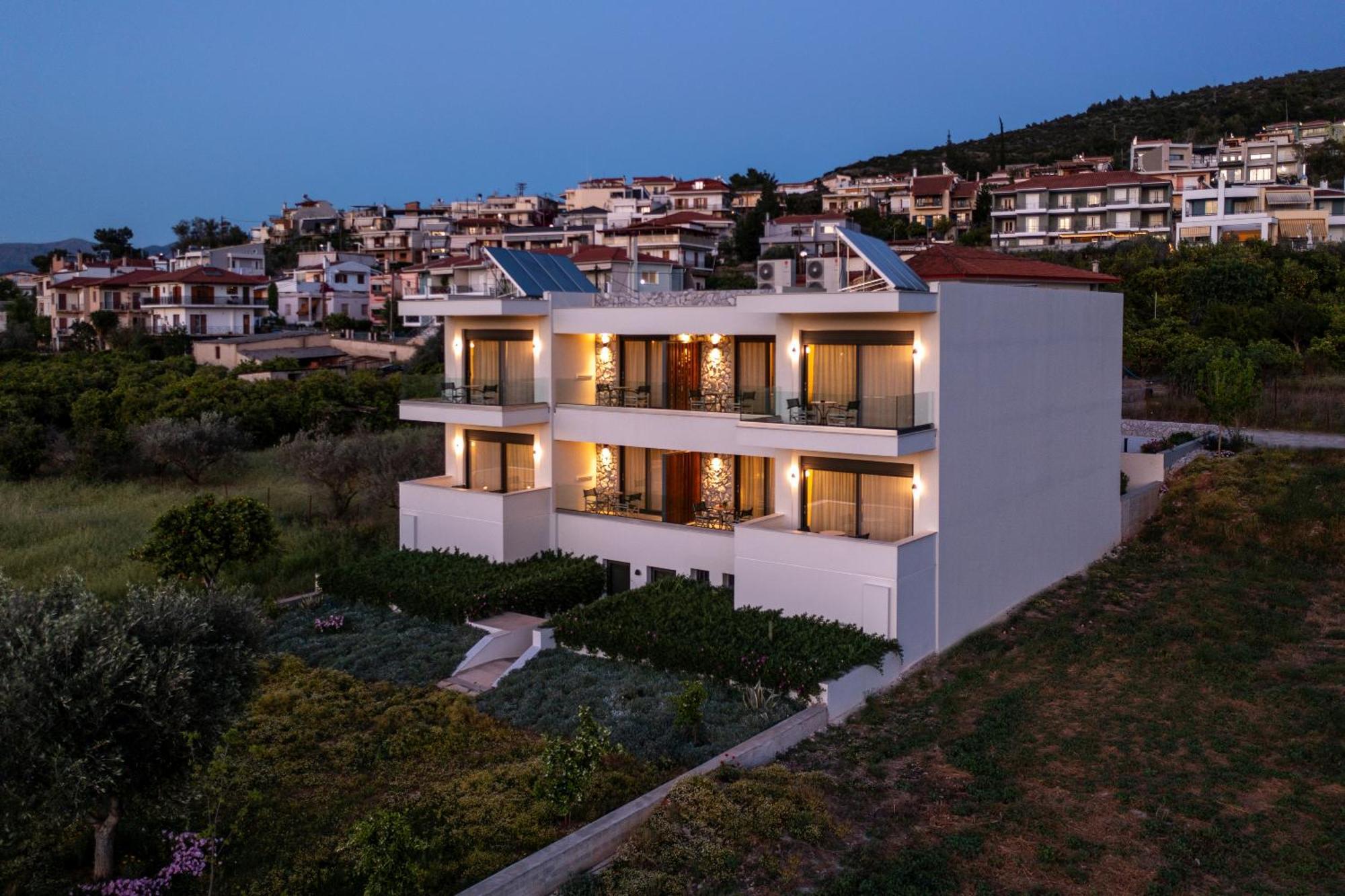 Enaria Aparthotel Nafplion Exteriör bild